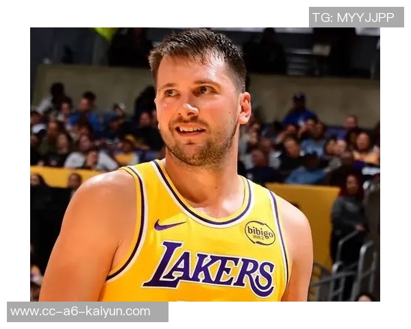 媒体人分析湖蜜对东契奇与华子态度差异如同恋爱关系中的偏见与期待