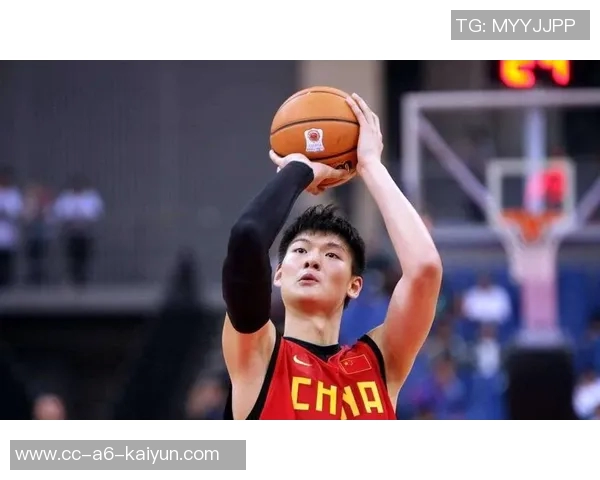 王哲林高效表现令人期待青岛虽遭遇开局困境但仍不放弃拼搏精神 王哲林高效表现令人期待青岛虽遭遇开局困境但仍不放弃拼搏精神