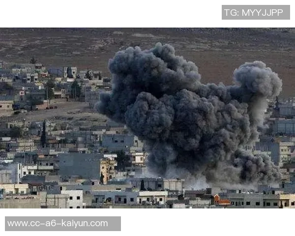 激烈对抗阿门与老六展开激烈搏斗双方互不相让引发冲突与争议