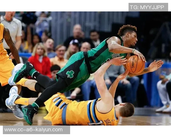 小托马斯点评伊森言论认为阿夫迪亚进攻能力出色 小托马斯点评伊森言论认为阿夫迪亚进攻能力出色